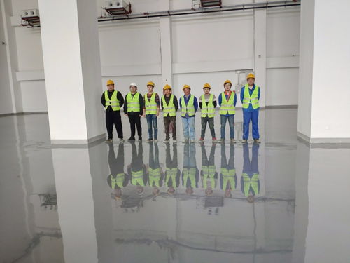 环氧自流平与金箔画在食品医药厂GMP洁净地坪中的应用与美学结合