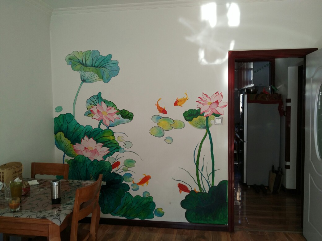 手绘墙上的银箔画 在堆糖社区绽放的光影艺术